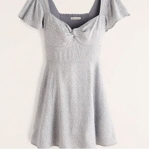 Abercrombie Knot Front Blue Floral Dress